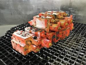 Liebherr Blocco valvole